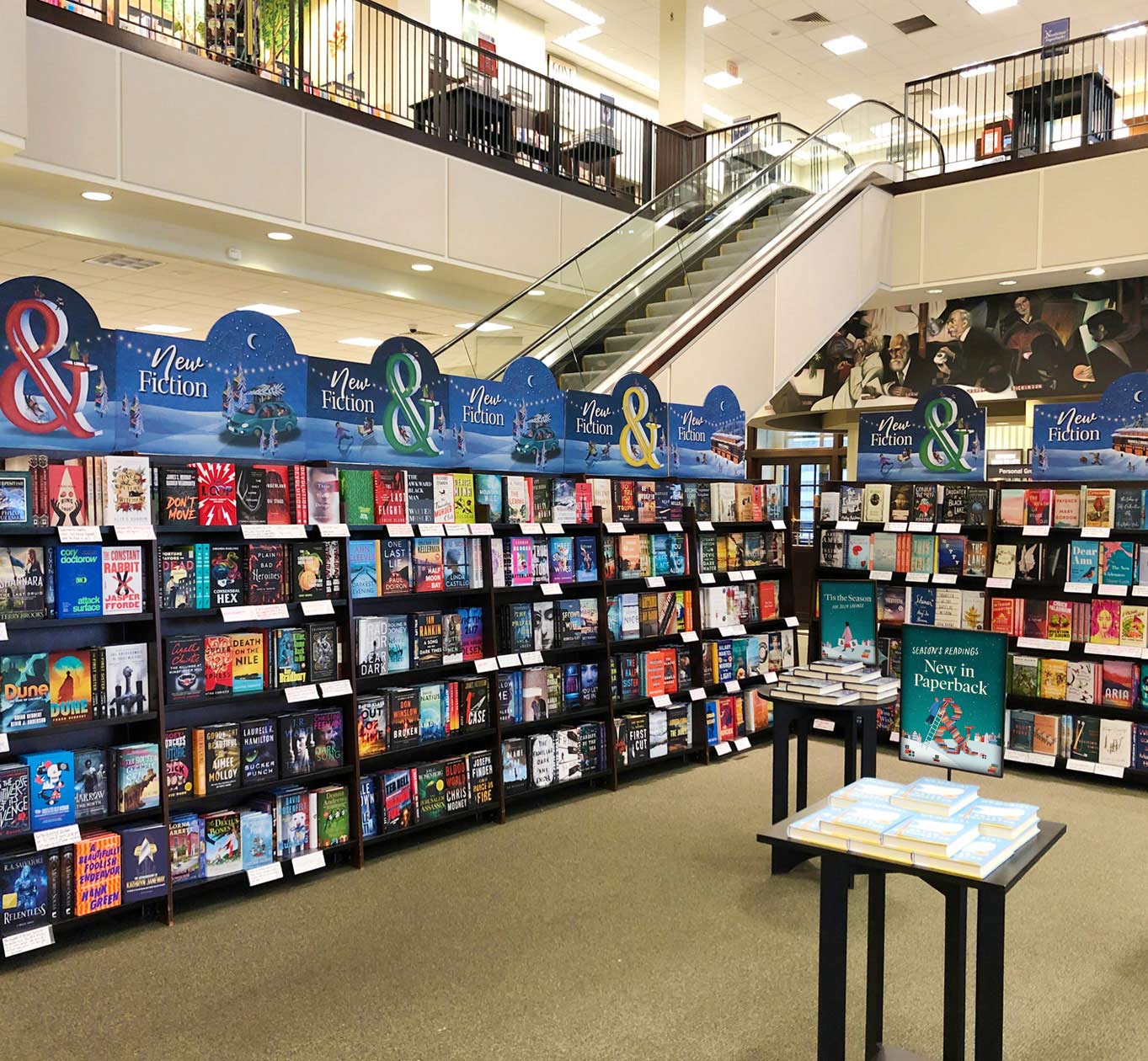 barnes and noble holiday pos