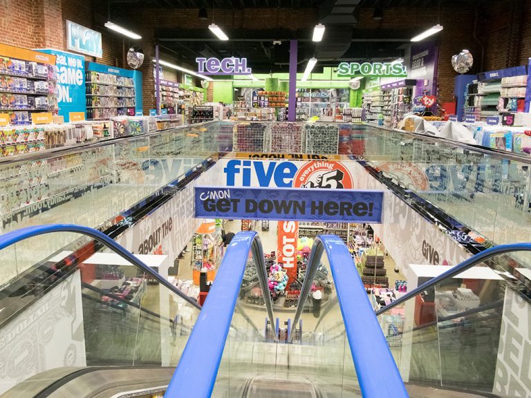 five below store pop - Medallion Retail