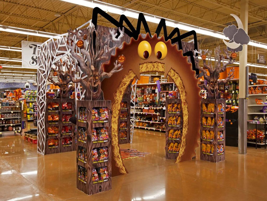 Hershey spider retail display for grocery store